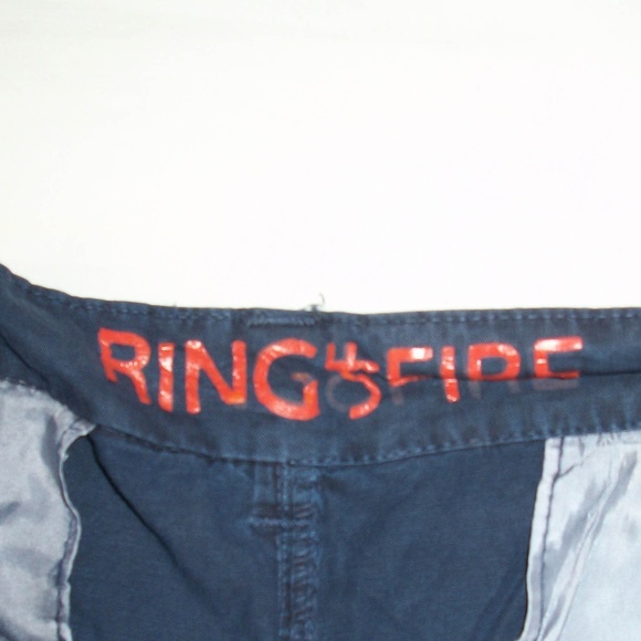 Ring of Fire Boy's Blue Cargo Shorts - Size 20 - Picture 4 of 6